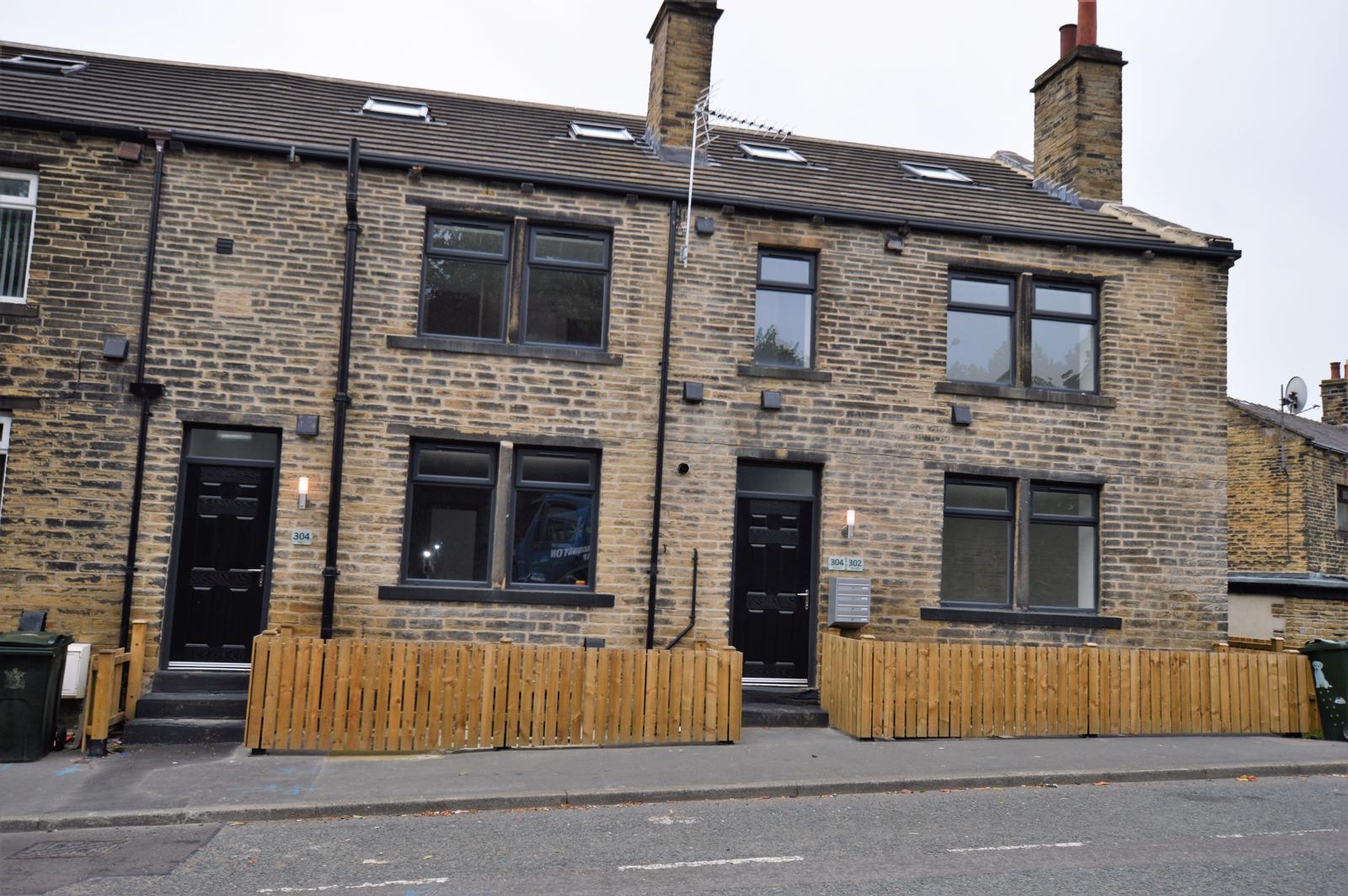 2 Bedroom Ground Floor Flat Let in Bradford, BD2