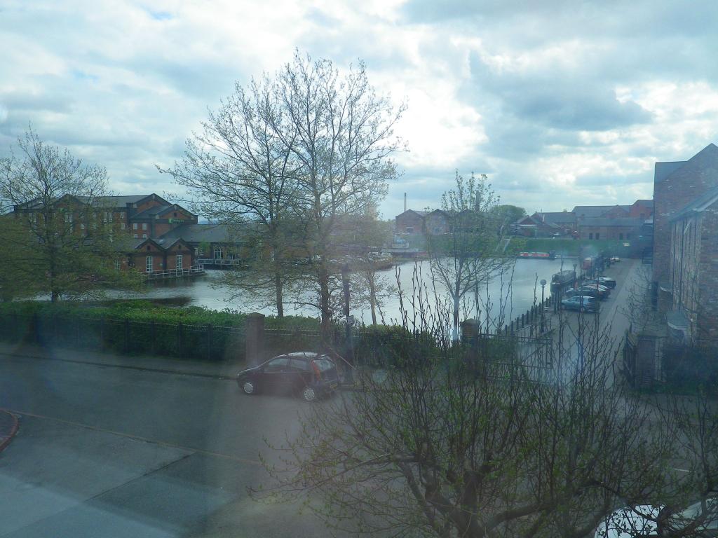 1 Bedroom Apartment Let in Ellesmere Port, CH65