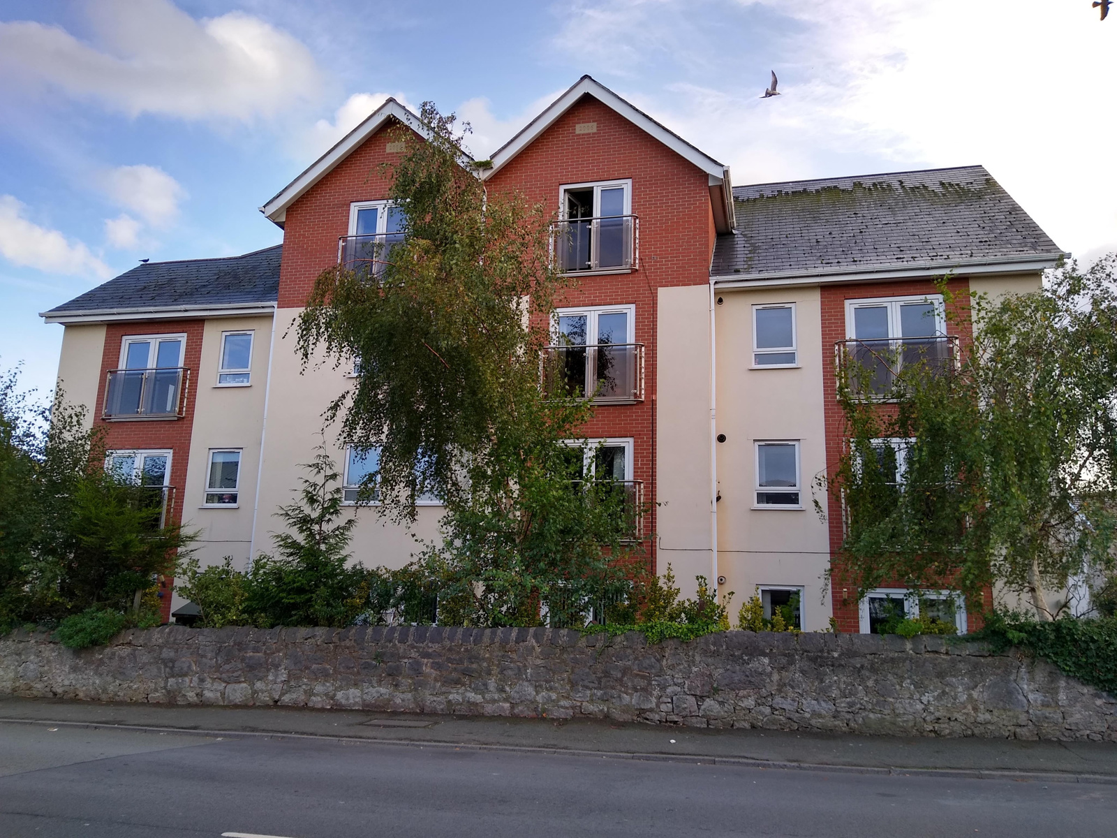 2 Bedroom Apartment Let in Colwyn Bay, LL29