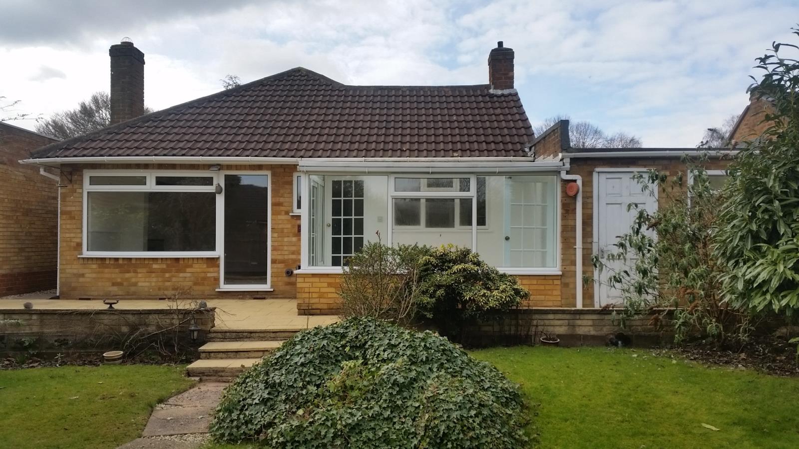 2 Bedroom Detached Bungalow Sold in Sutton Coldfield, B74