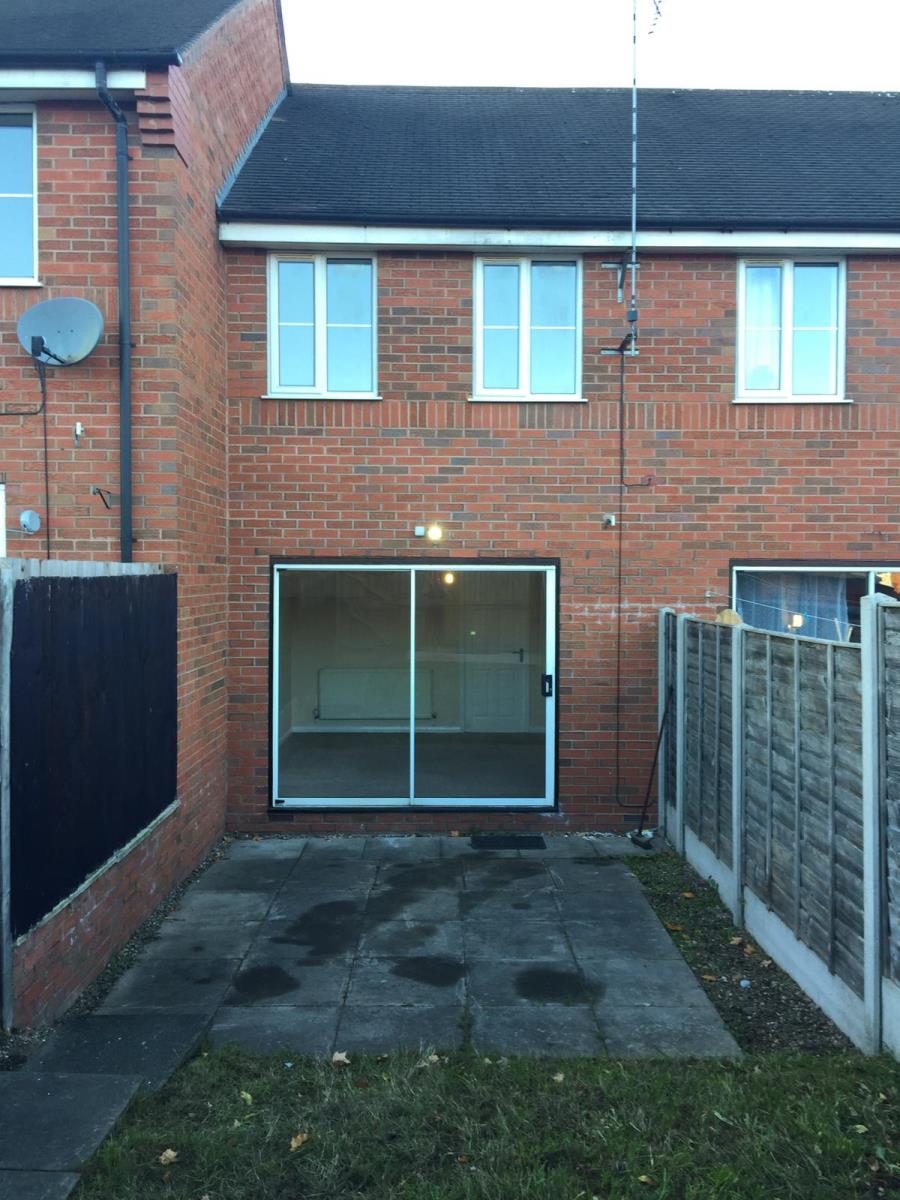 2 Bedroom Mews Let in Rugeley, WS15