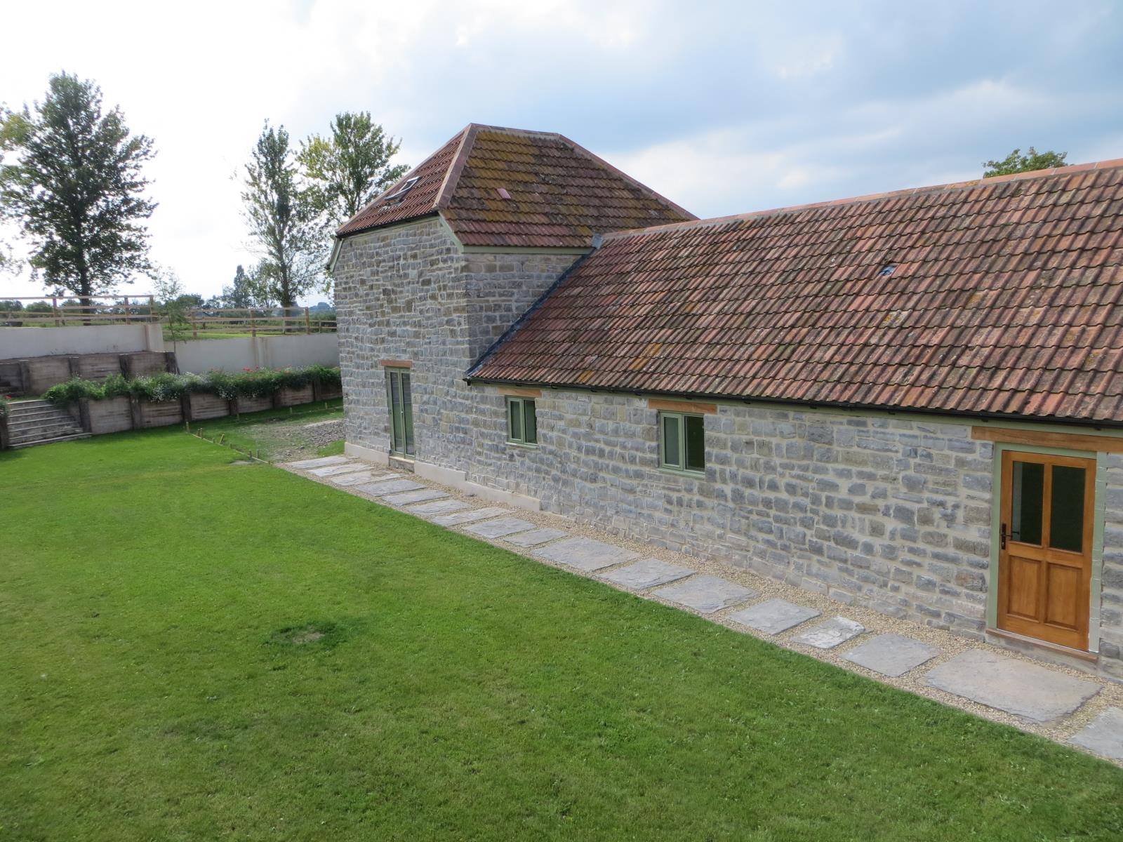 3 Bedroom Barn Conversion Sold in Taunton, TA3