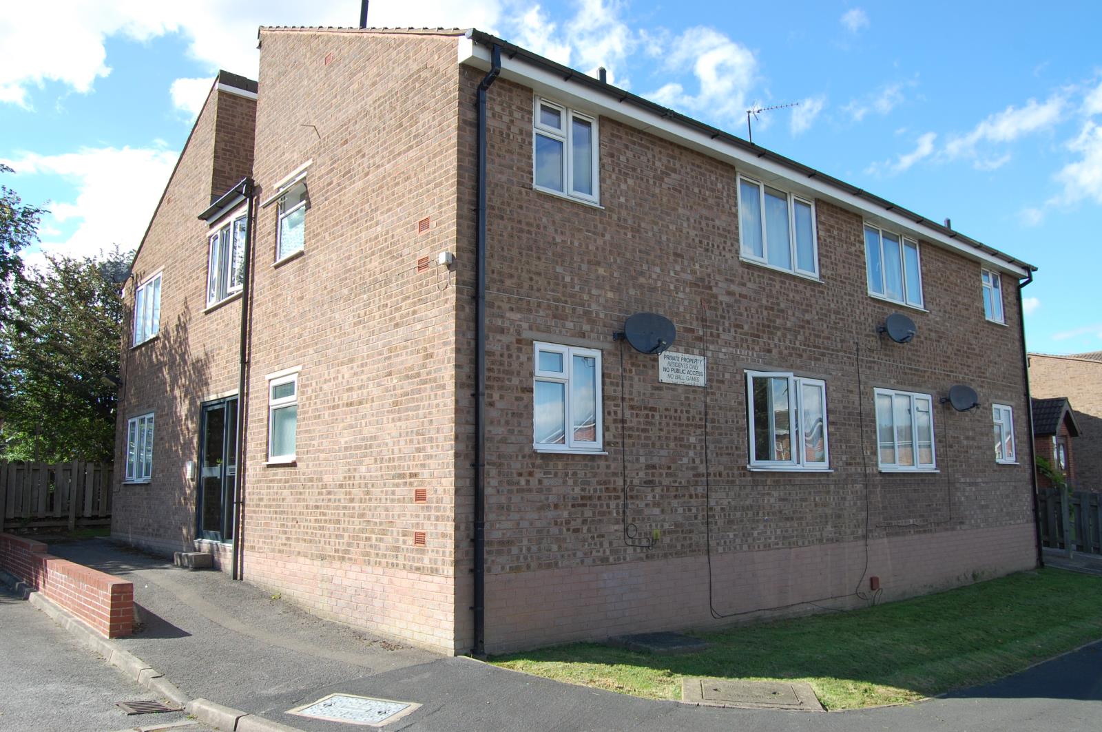 Studio Let in Sheffield, S12