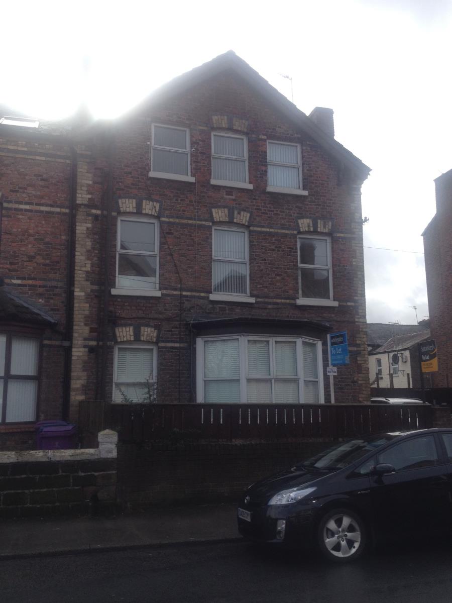 2 Bedroom Flat Let in Liverpool, L13