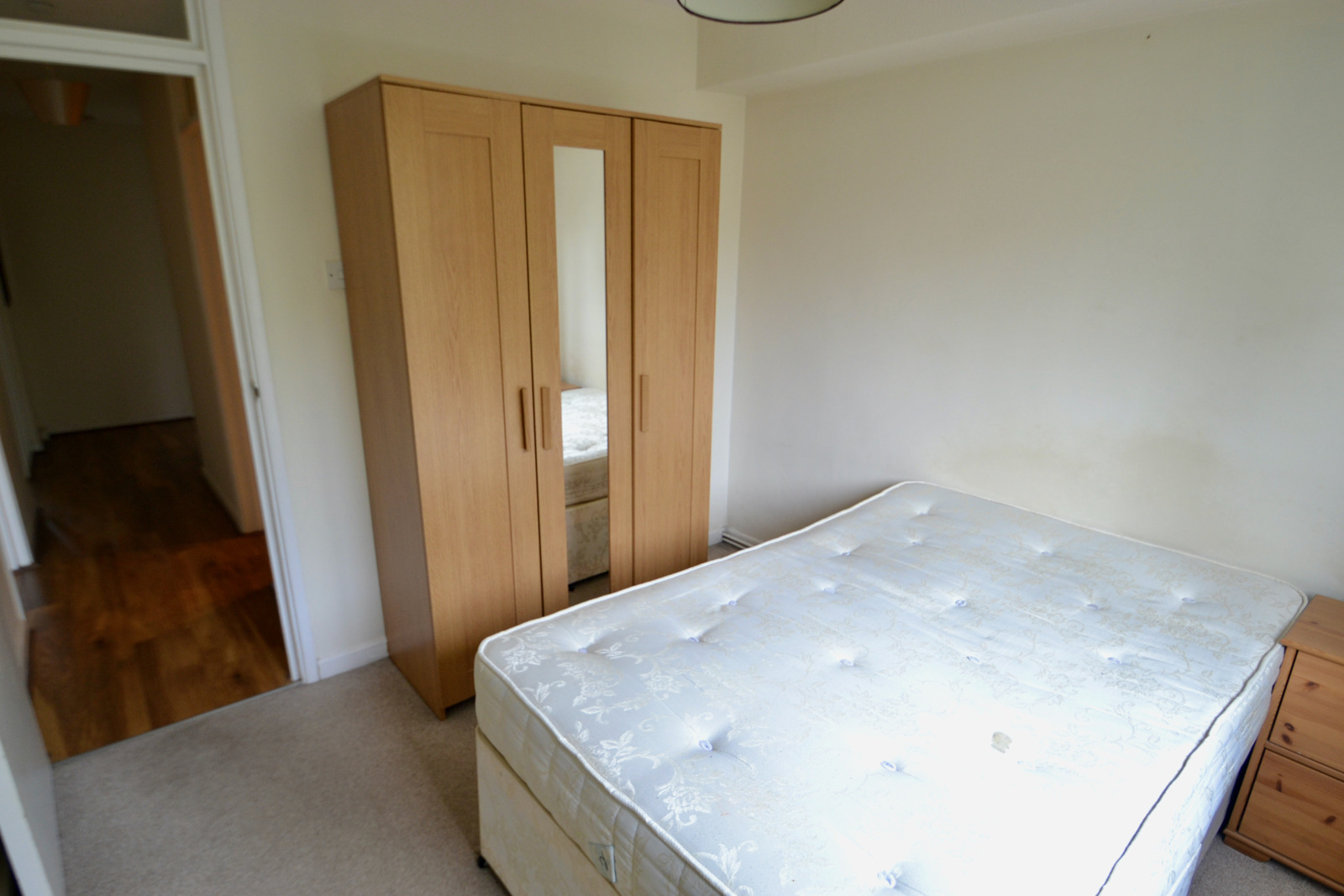 2 Bedroom Apartment Sold in Wembley, HA9