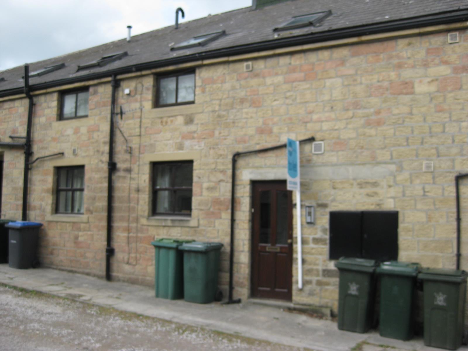 1 Bedroom Flat Let in Keighley, BD20