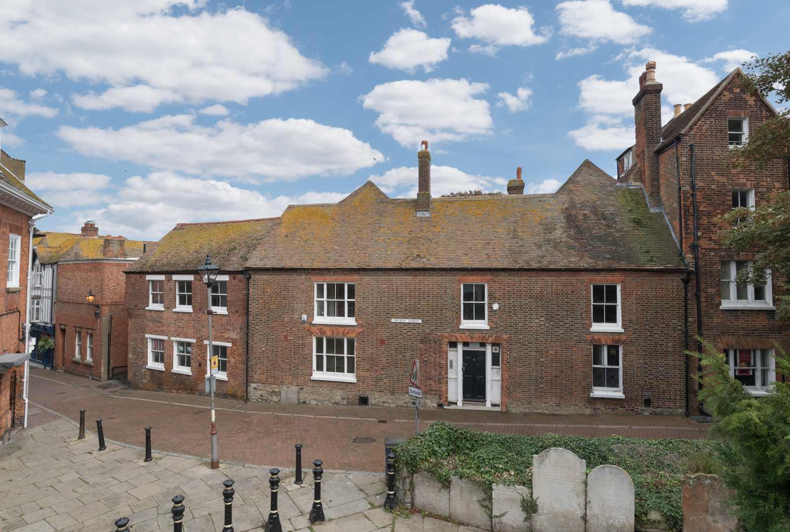 1 Bedroom Apartment Let in Folkestone, CT20