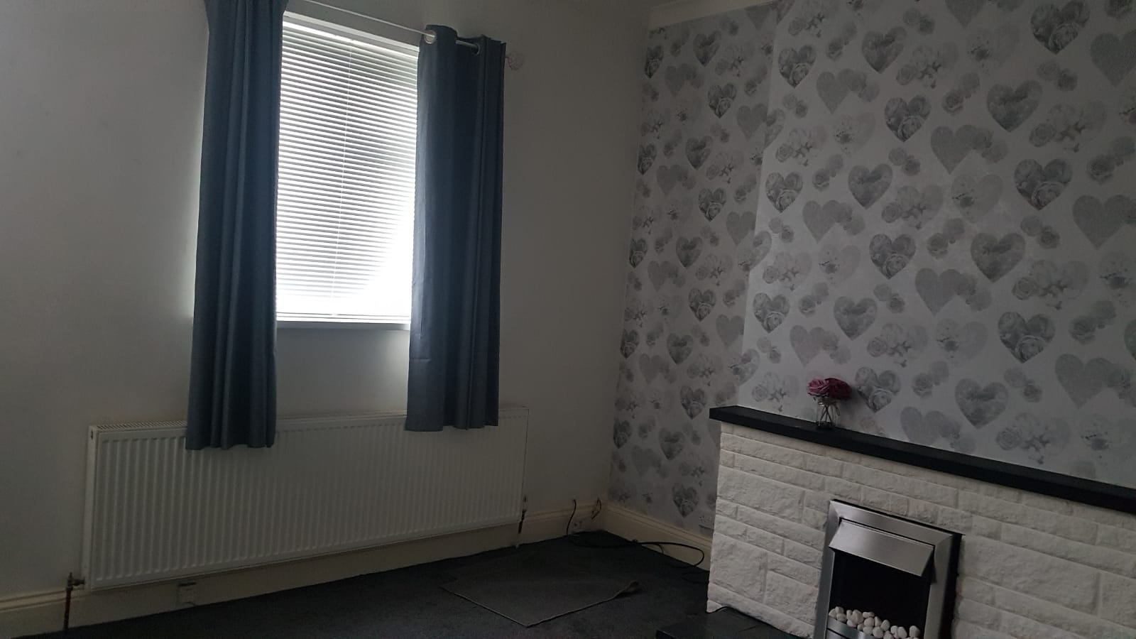2 Bedroom Terraced House Let in Castleford, WF10