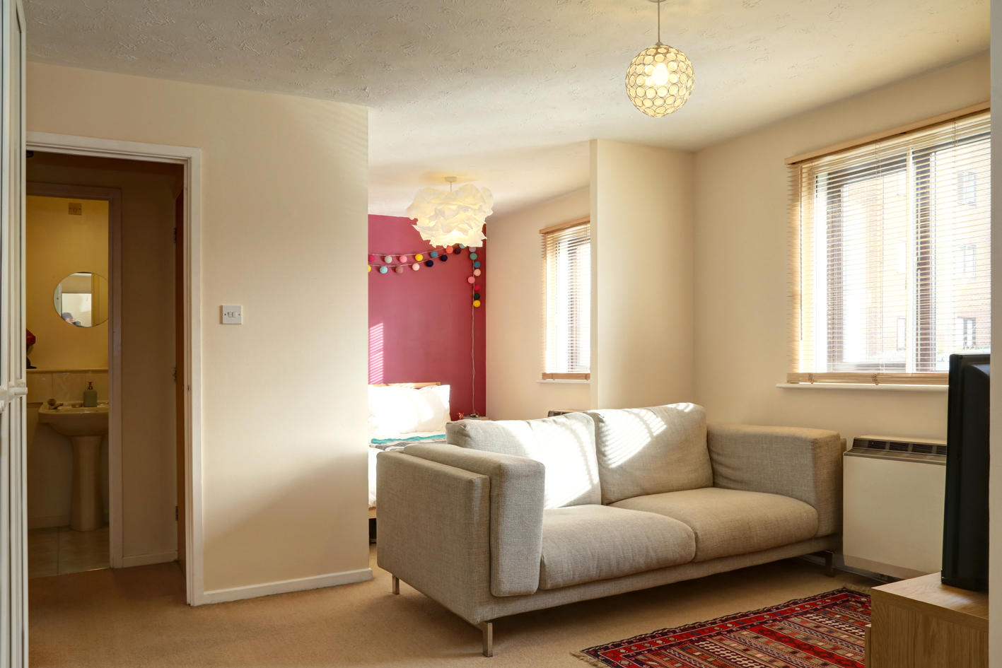 1 Bedroom Studio Sold in London, SE6