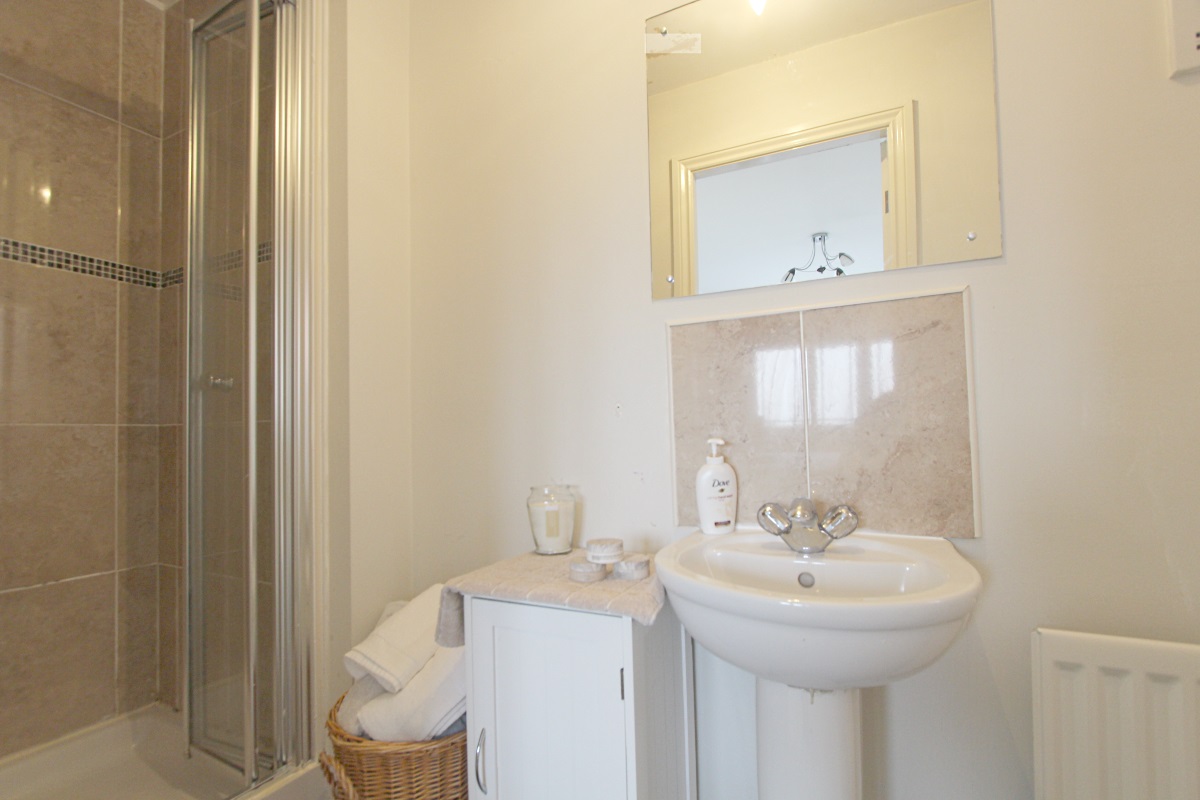 4 Bedroom Detached House Sold in Wigan, WN2