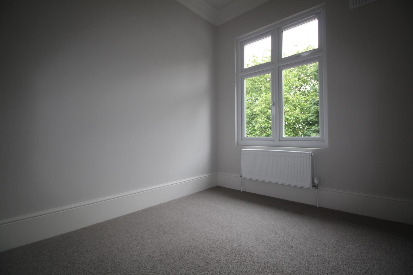 4 Bedroom SemiDetached House Sold in London, NW10