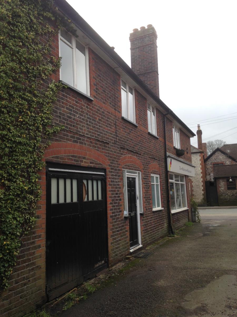 3 Bedroom Flat Let in Pulborough, RH20