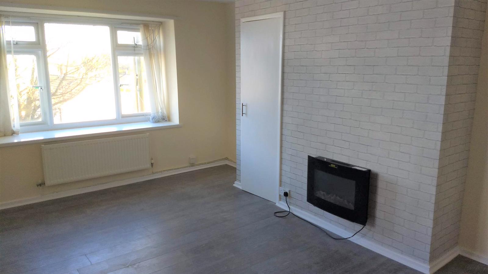 2 Bedroom Flat Let in Colwyn Bay, LL29