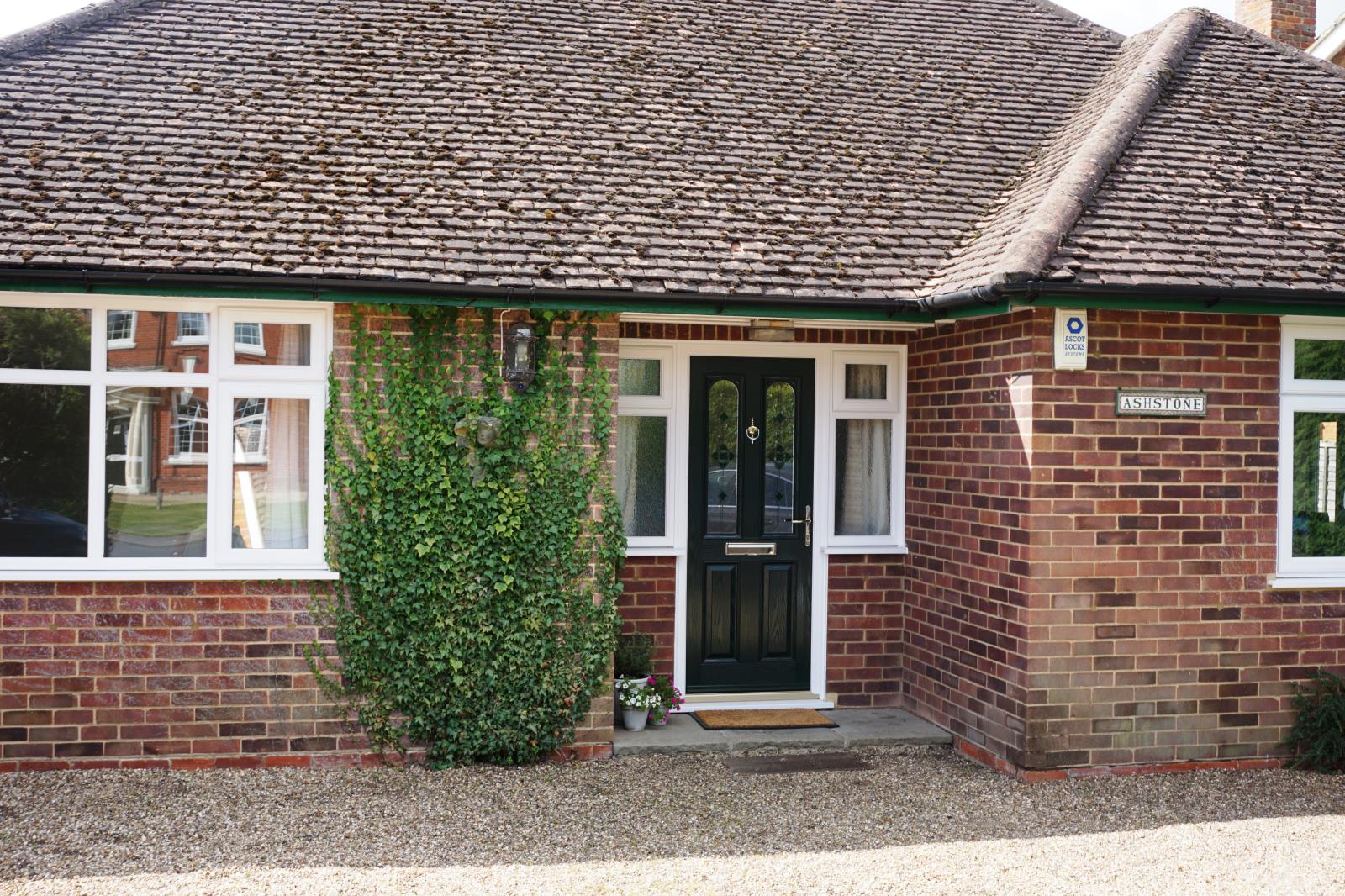 3 Bedroom Detached Bungalow Let in Windsor, SL4