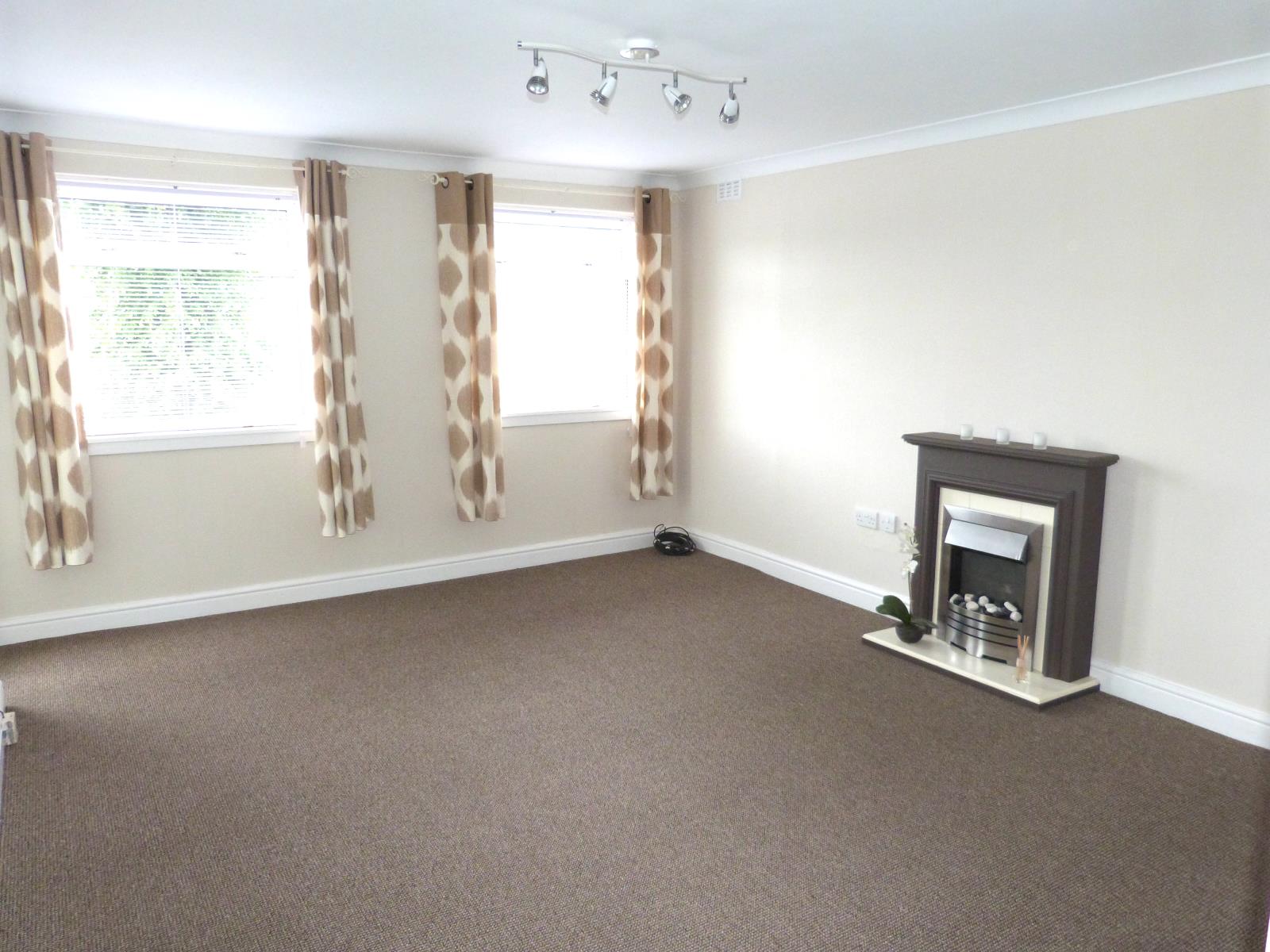 4 Bedroom Flat Sold in Tillicoultry, FK13