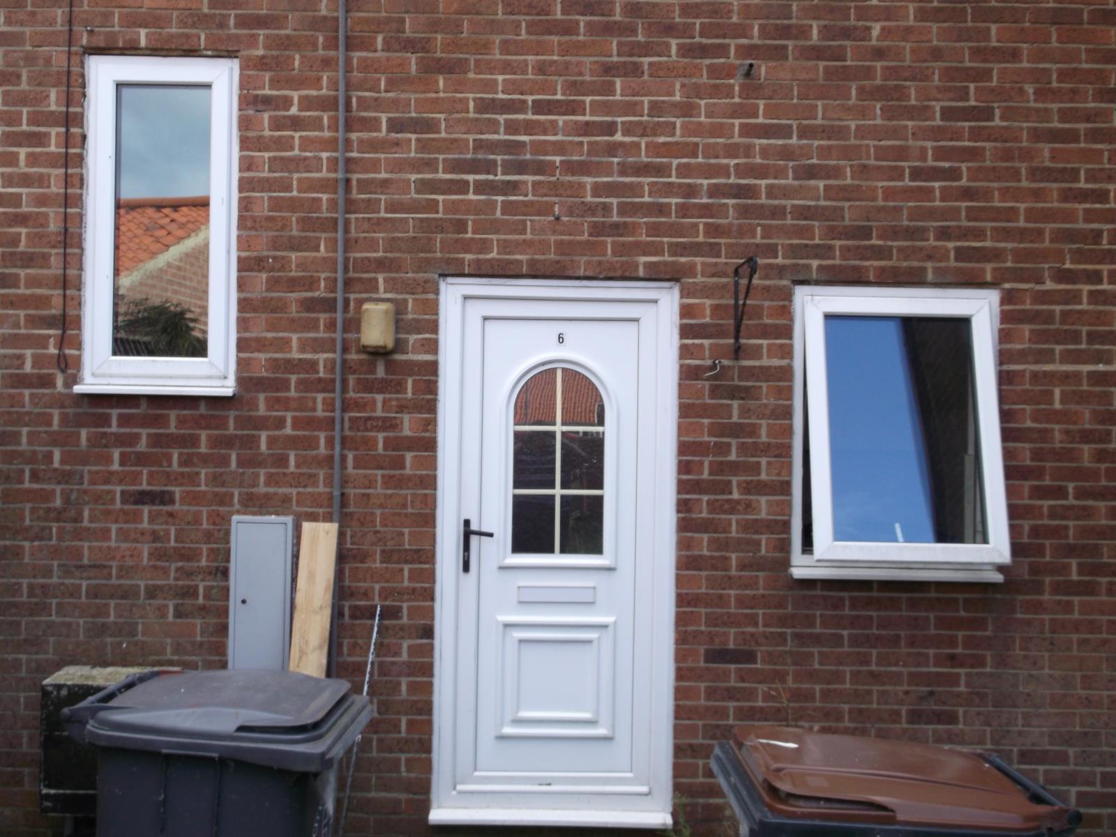 2 Bedroom Mews Let in Houghton Le Spring, DH4