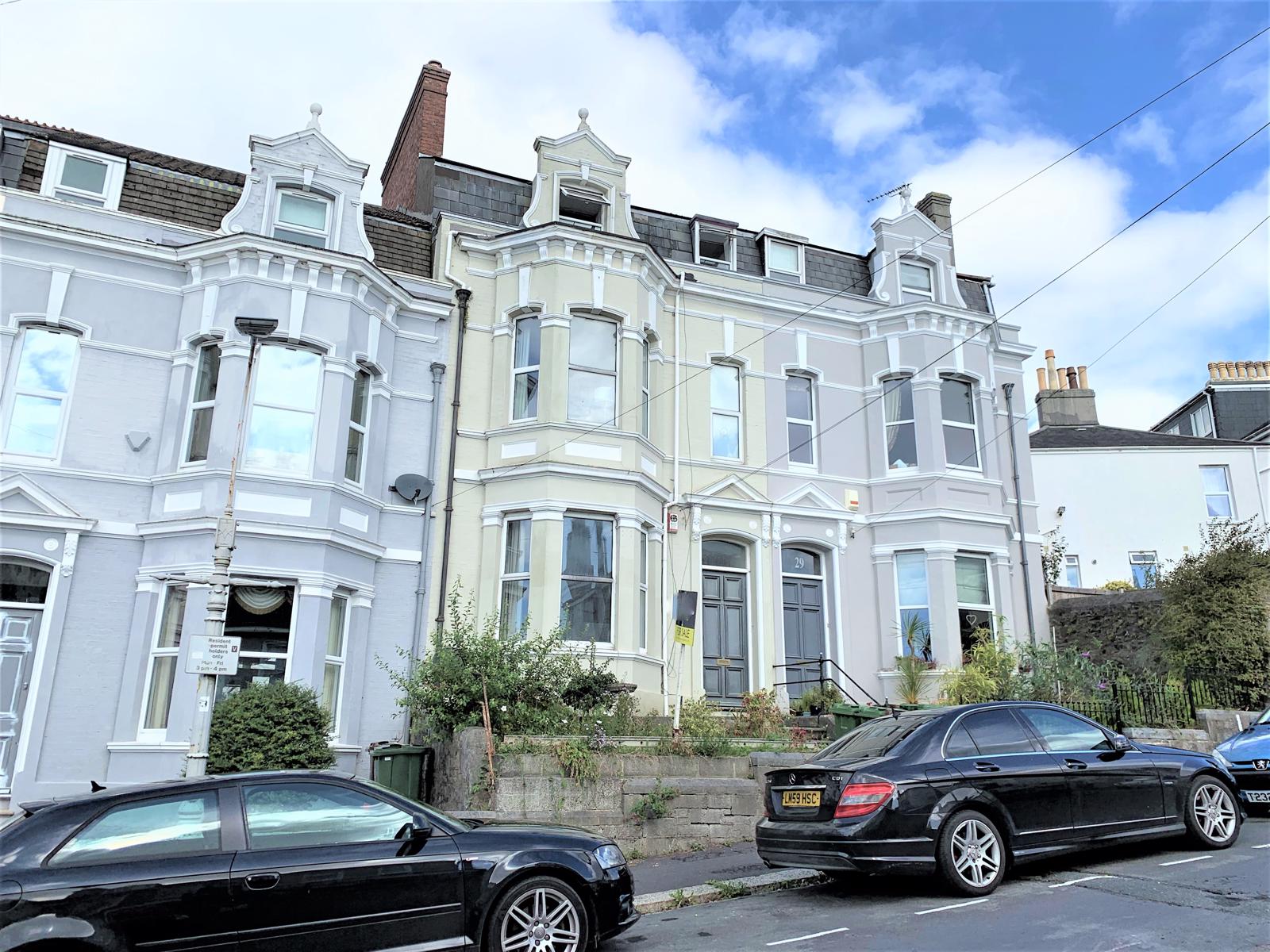 1 Bedroom Flat Sold In Plymouth Pl3