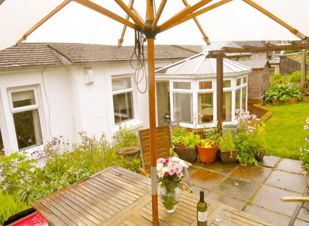 3 Bedroom Detached Bungalow Sold in Peebles, EH45