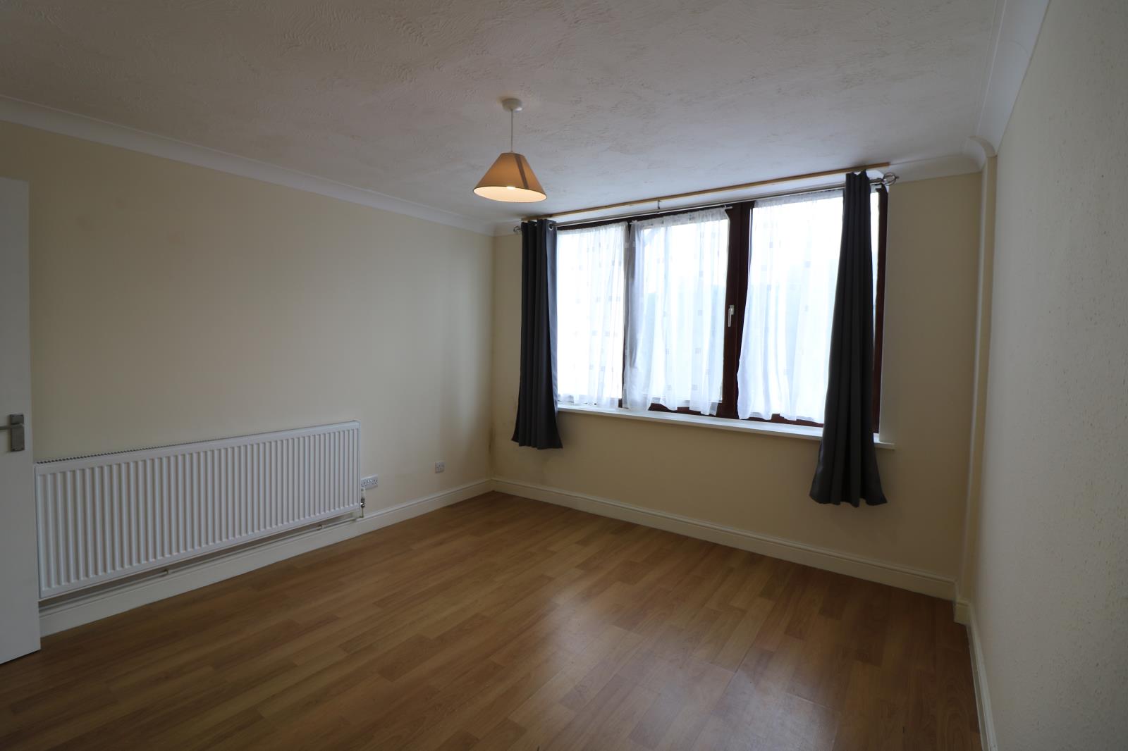 1 Bedroom Ground Floor Flat Let in Bognor Regis, PO22