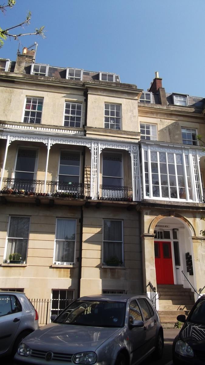2 Bedroom Apartment Let in Cheltenham, GL50