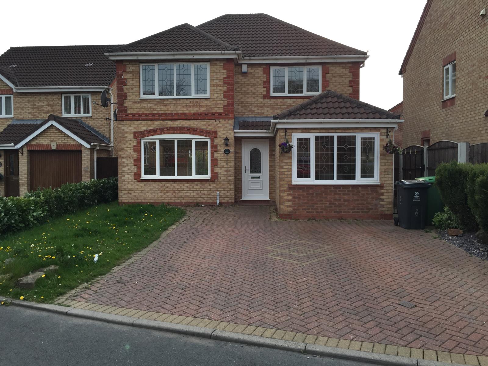 4 Bedroom Detached House Sold in Oldham, OL9