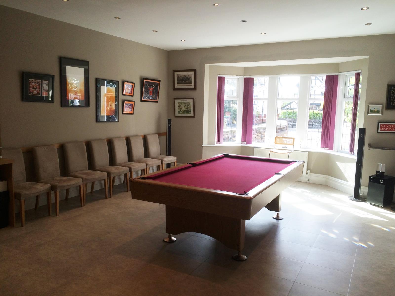 6 Bedroom Detached House Sold in Blackpool, FY4