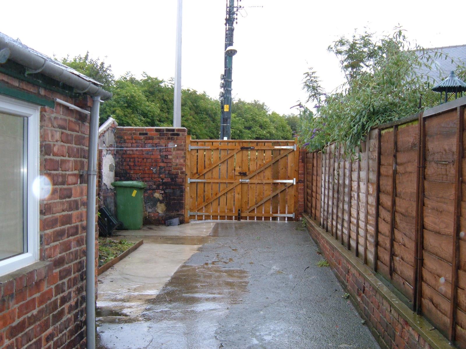 2 Bedroom Terraced House Let in Houghton Le Spring, DH4