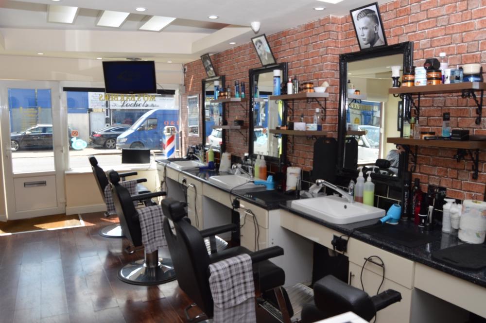 Hairdresser / Barber Shop Sold in Hornchurch, RM11