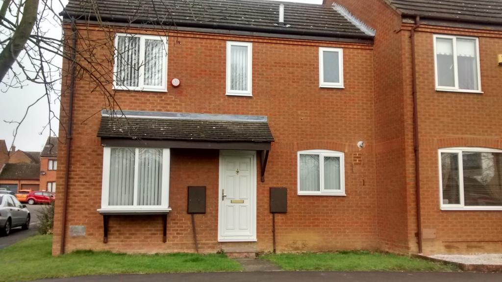 3 Bedroom Semi-Detached House Let In Milton Keynes, MK14