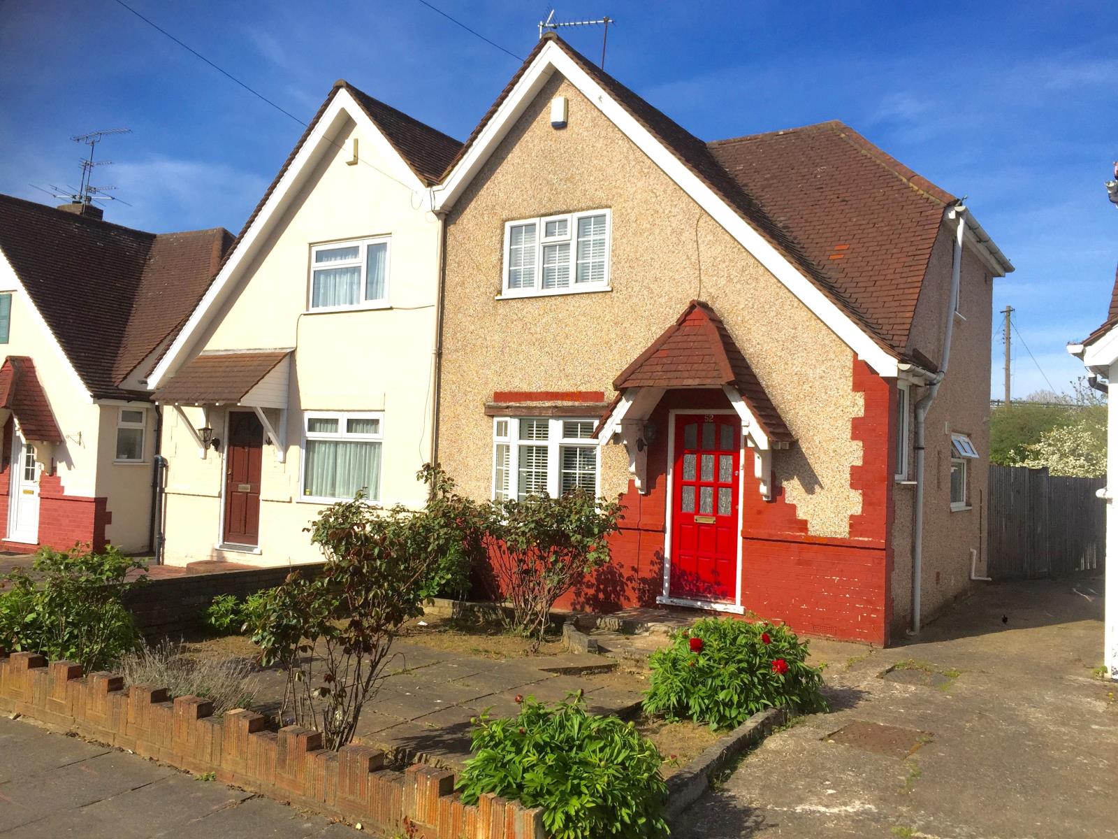 2 Bedroom SemiDetached House Sold in Greenford, UB6