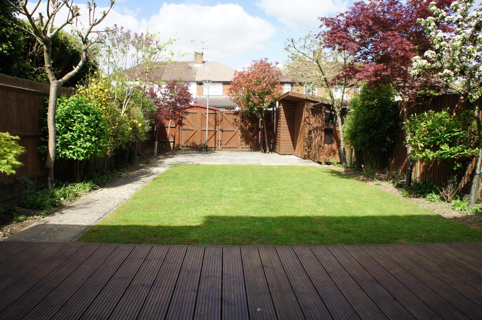 4 Bedroom SemiDetached House Sold in St. Albans, AL1