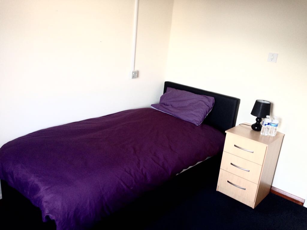 10 Bedroom House Share/Rent A Room Let in Sutton Coldfield, B75