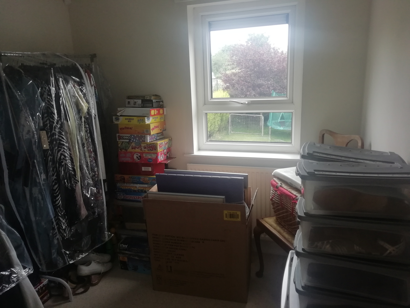 3 Bedroom End Terraced House Let in Sheffield, S35