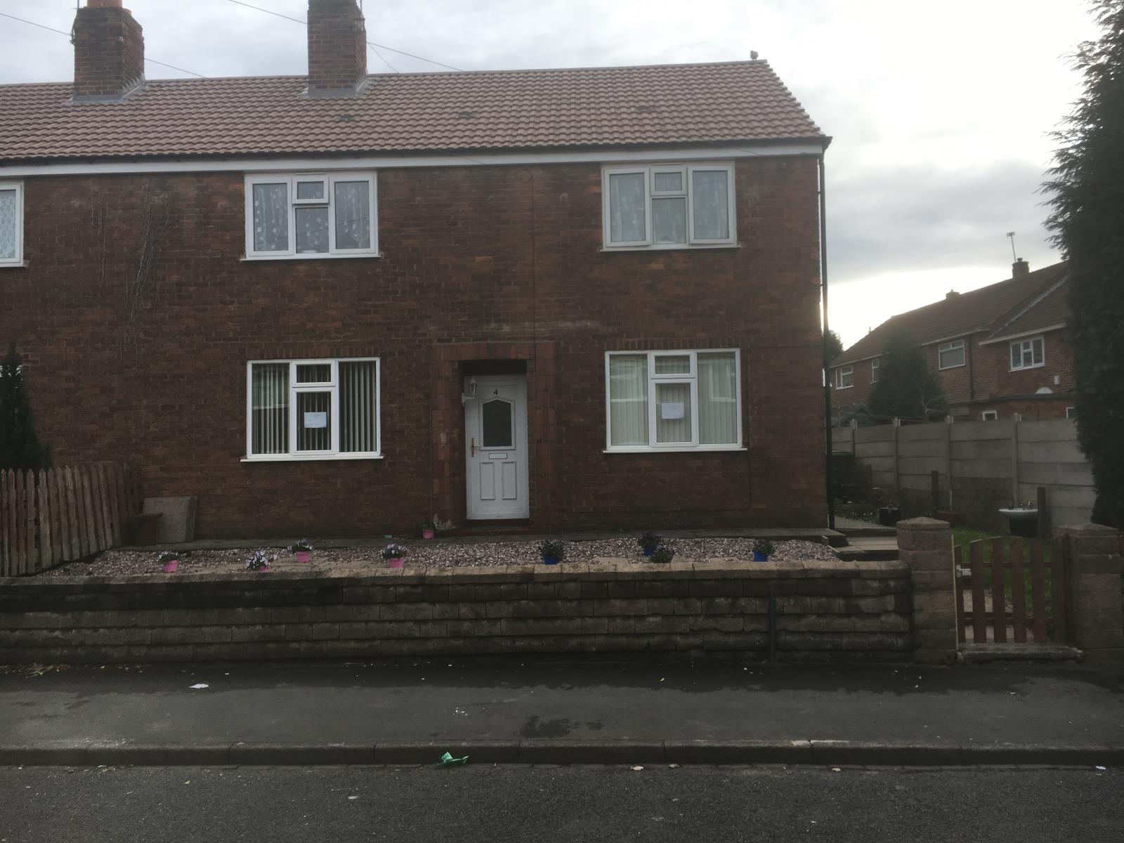 2 Bedroom Flat Let in Tipton, DY4