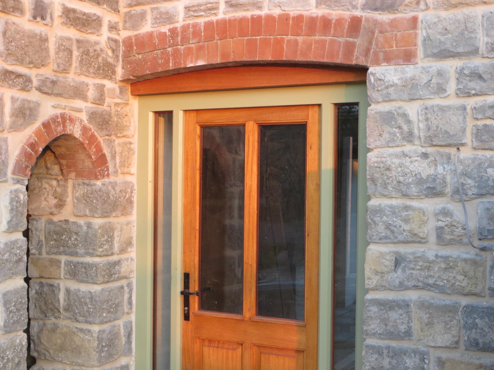 3 Bedroom Barn Conversion Sold in Taunton, TA3