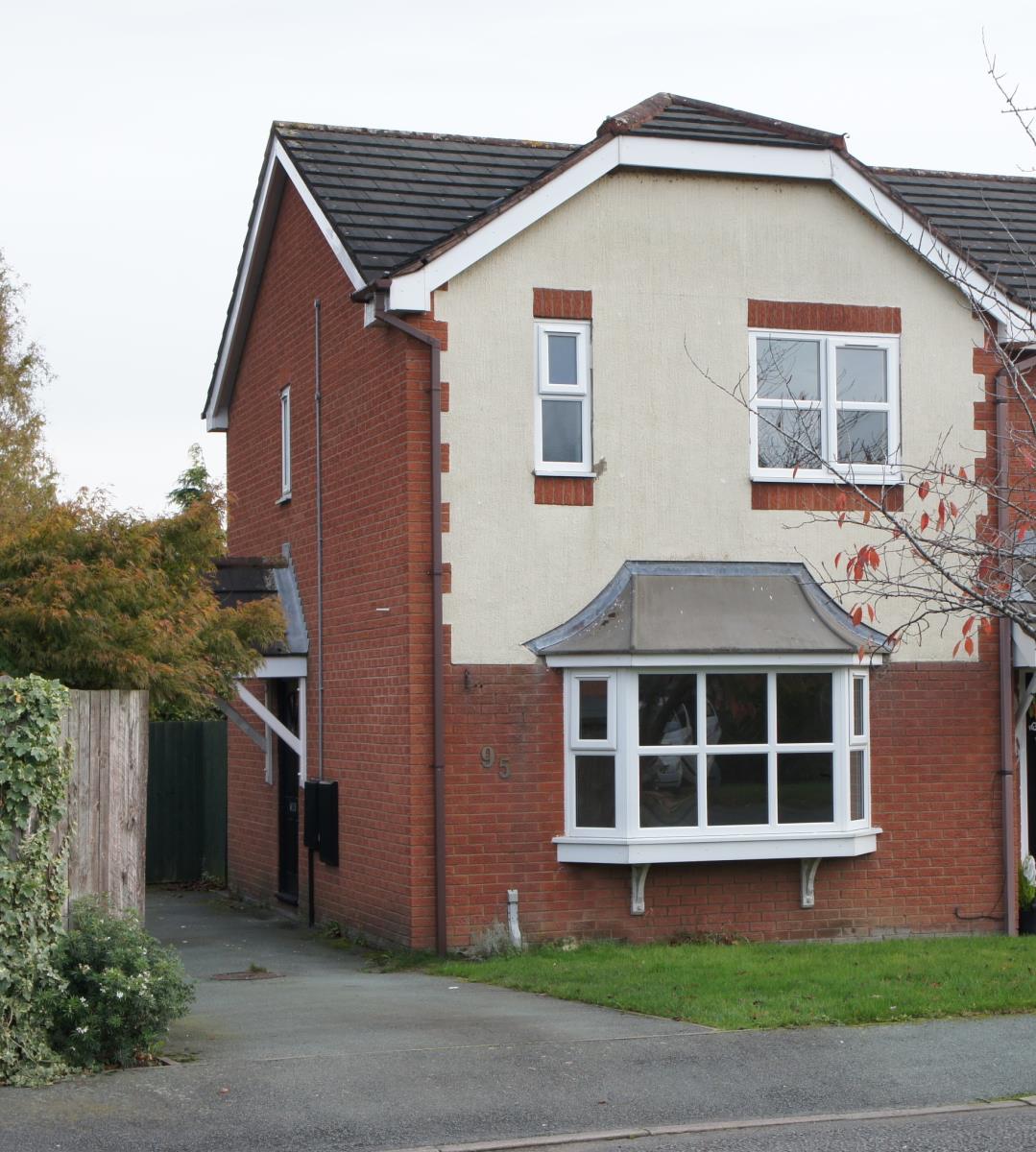 3 Bedroom SemiDetached House Let in Warrington, WA5