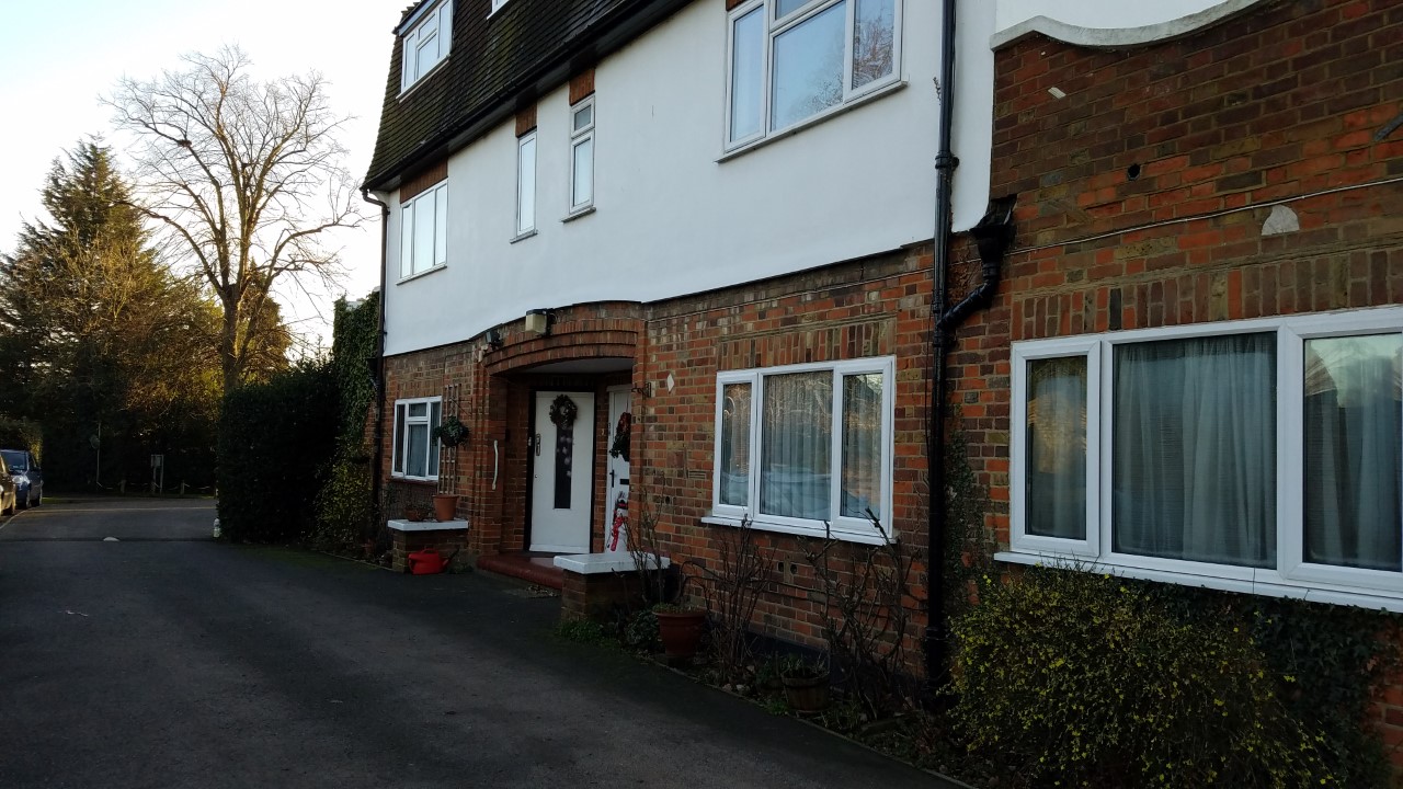 1 Bedroom Flat Let in Uxbridge, UB8