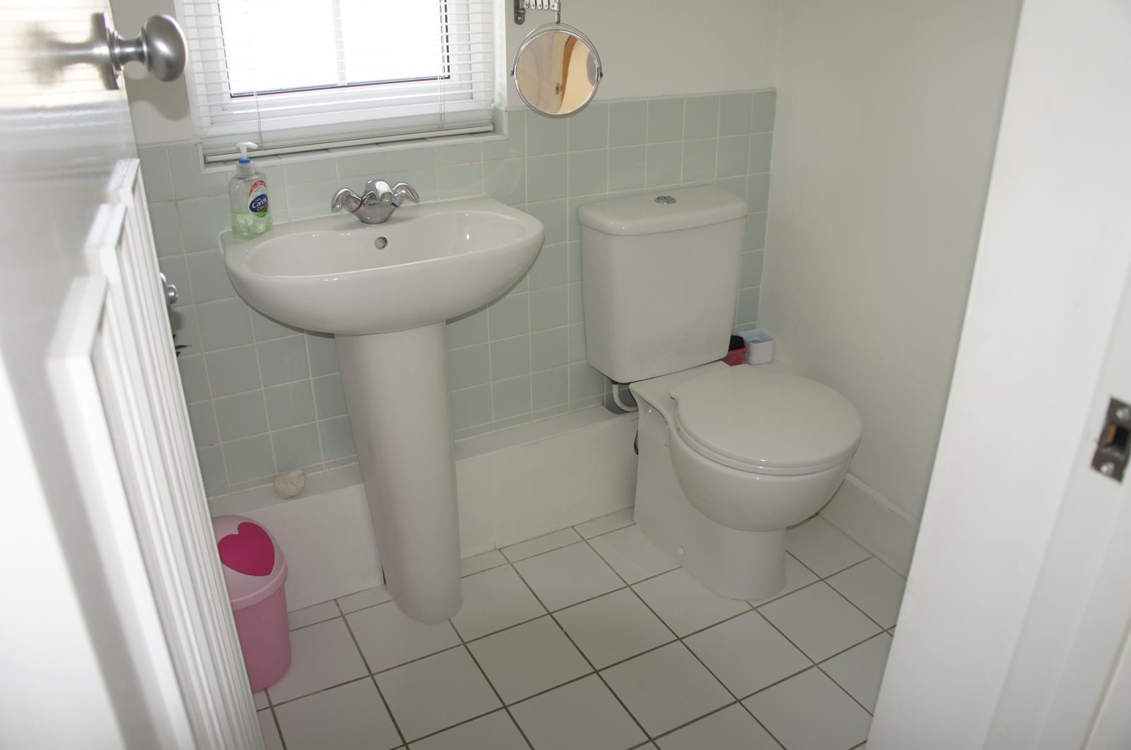 4 Bedroom SemiDetached House Sold in St. Albans, AL1