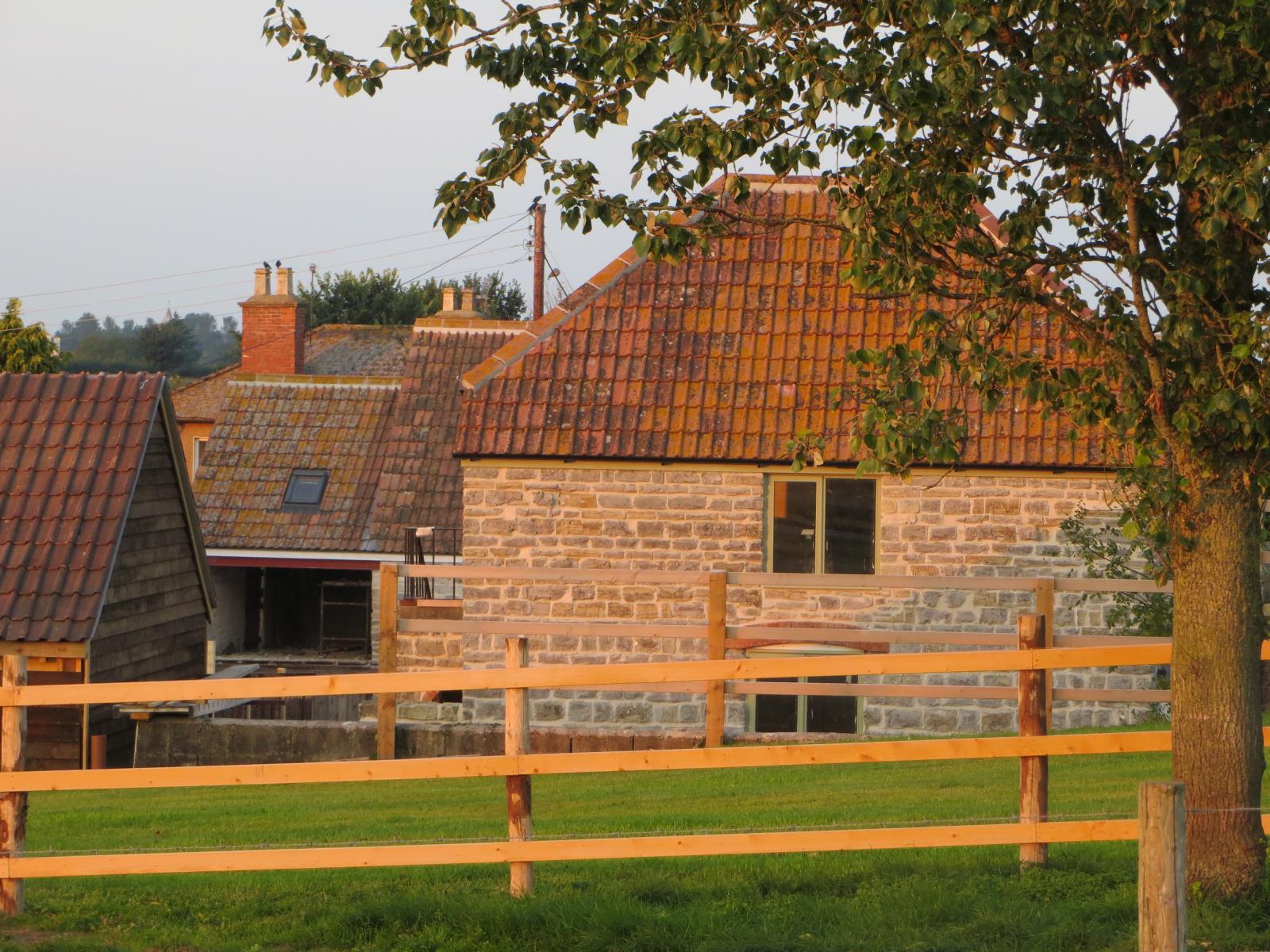 3 Bedroom Barn Conversion Sold in Taunton, TA3