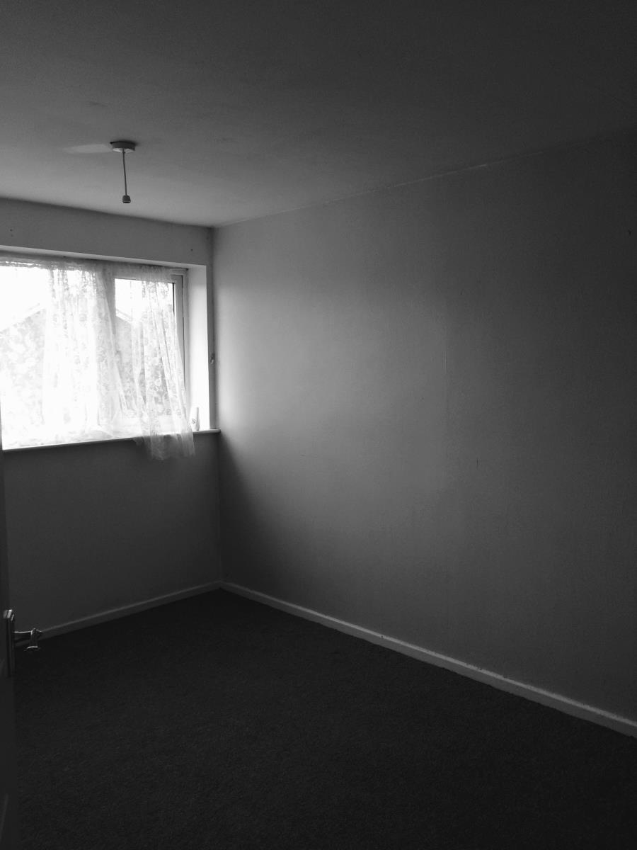 3 Bedroom LinkDetached House Sold in Cannock, WS11