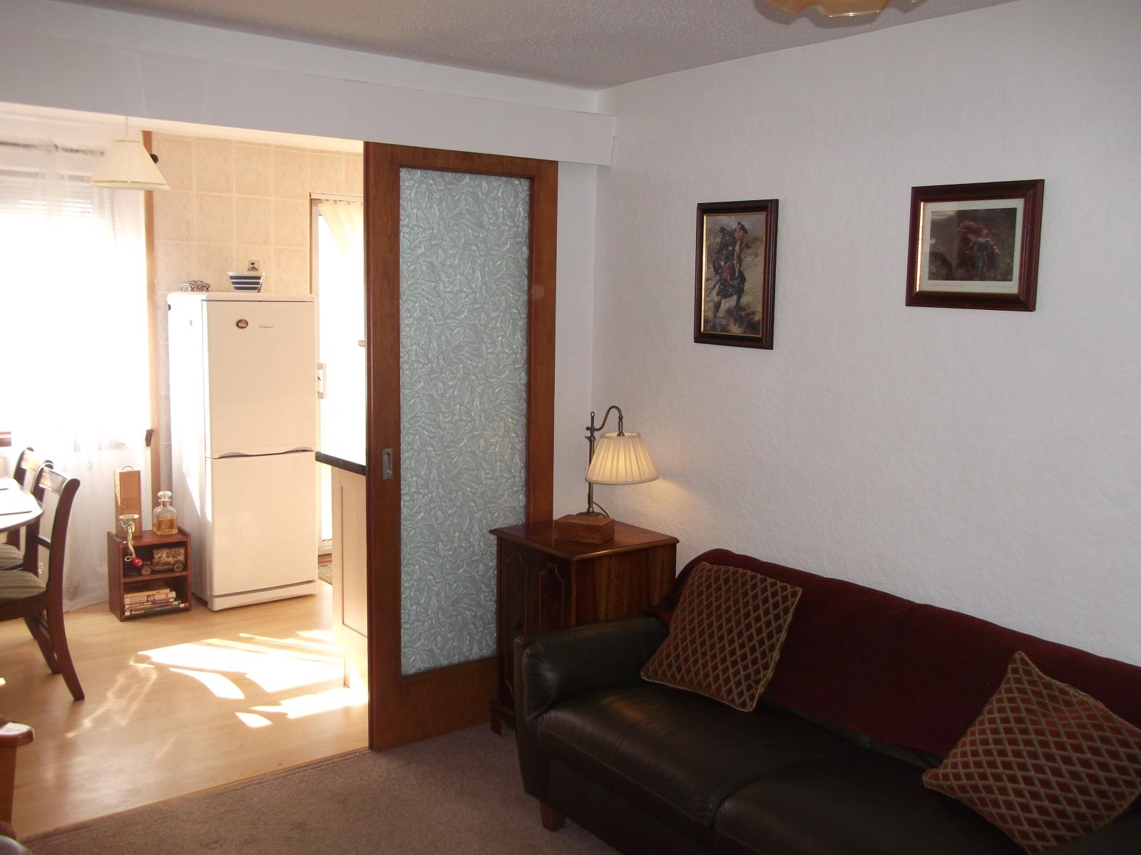 3 Bedroom SemiDetached House Sold in Falkirk, FK1