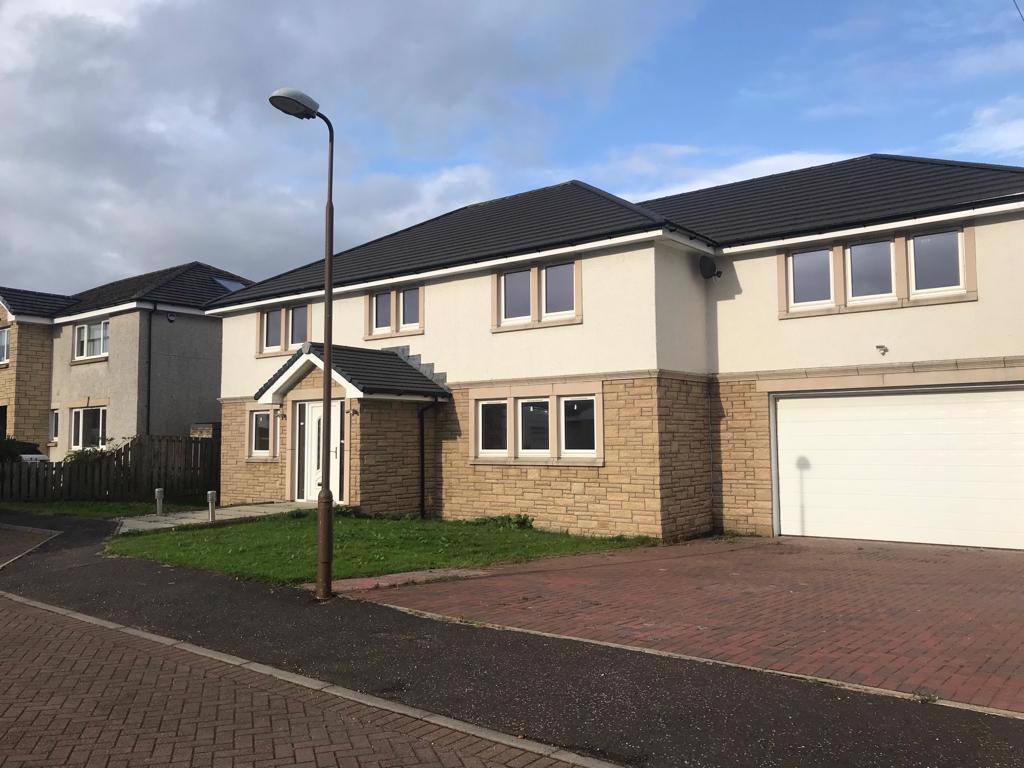 5 Bedroom Detached Villa Let in West Calder, EH55