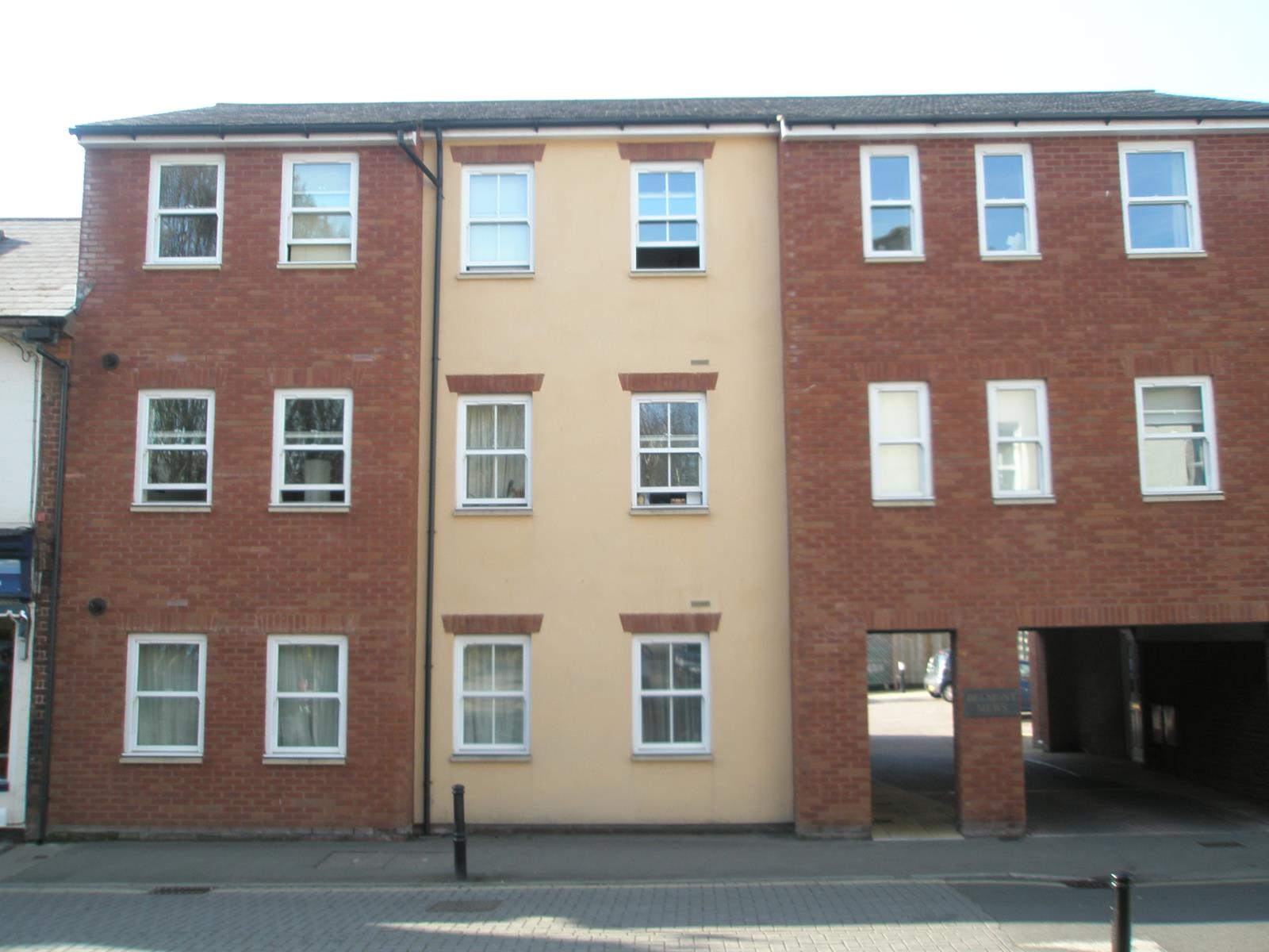 2 Bedroom Apartment Let in Exeter, EX1