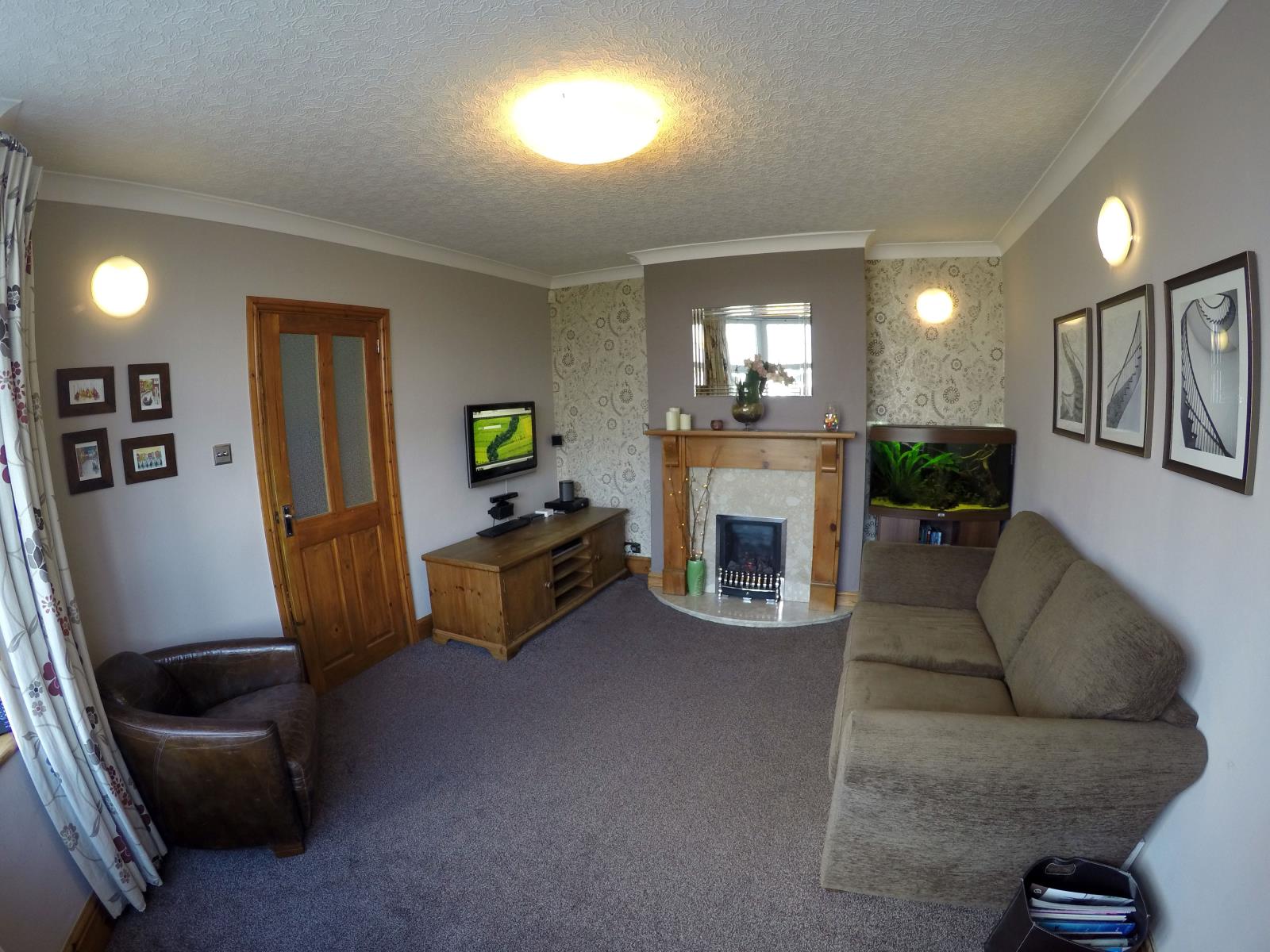 3 Bedroom SemiDetached House Sold in Alfreton, DE55