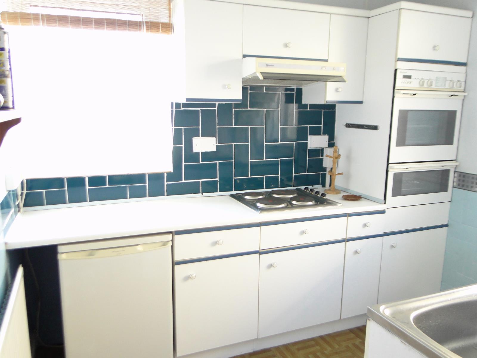 1 Bedroom Flat Let in Llanelli, SA15