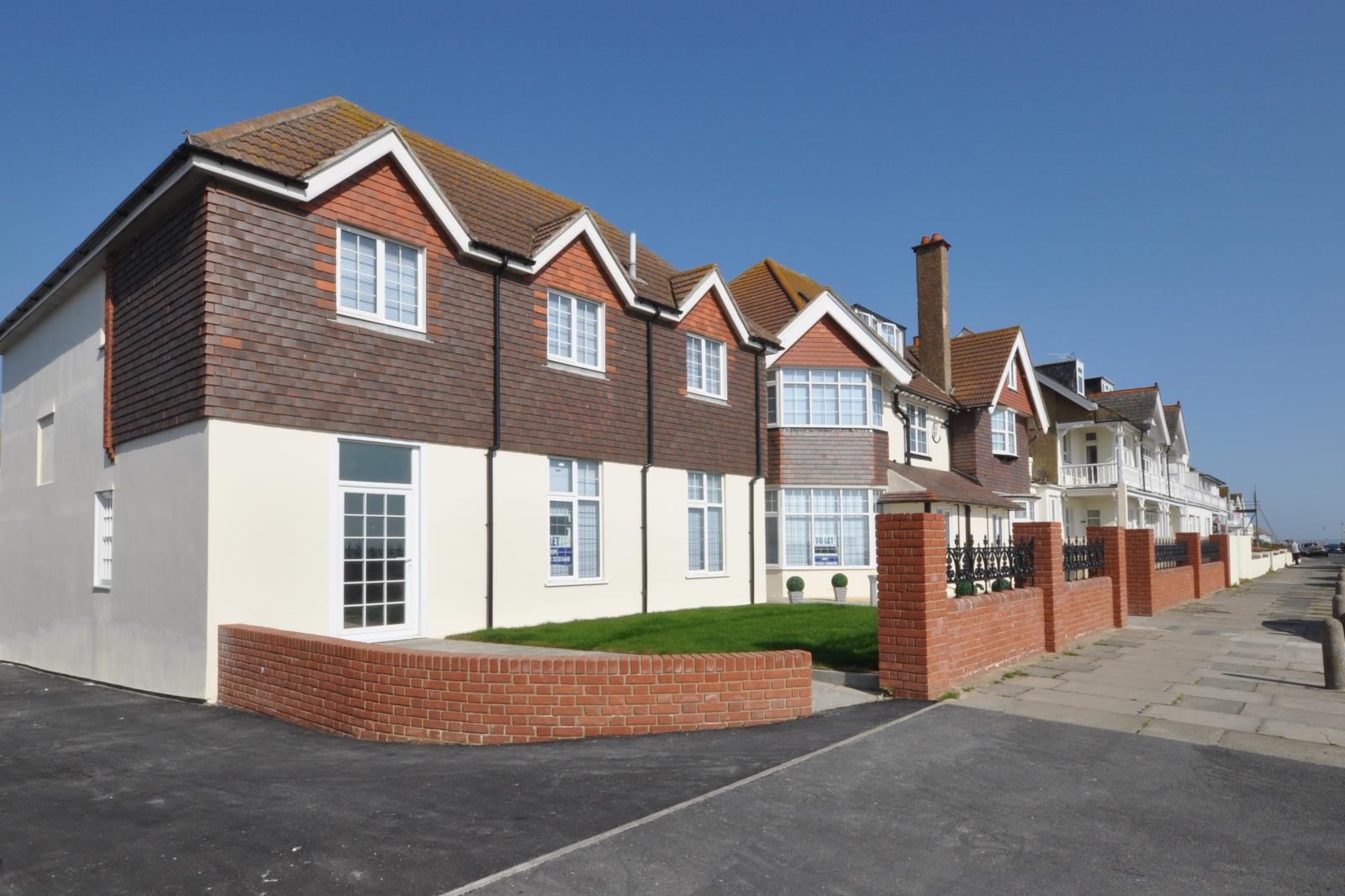 1 Bedroom Ground Floor Flat Let in Deal, CT14