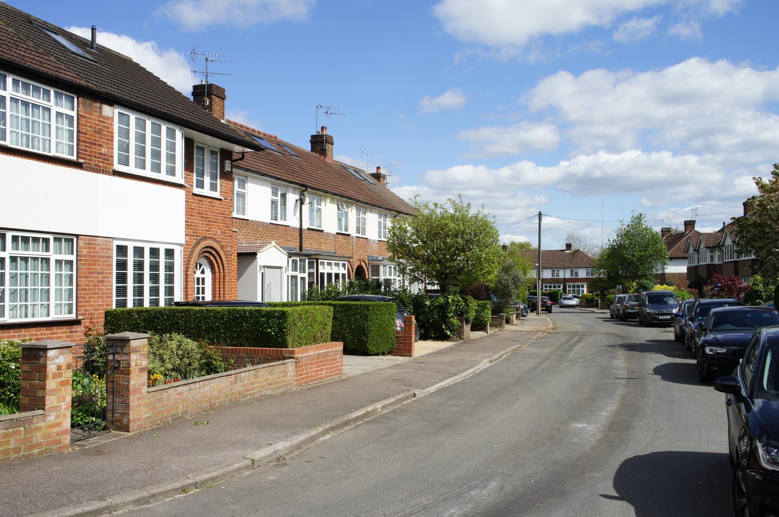 4 Bedroom SemiDetached House Sold in St. Albans, AL1