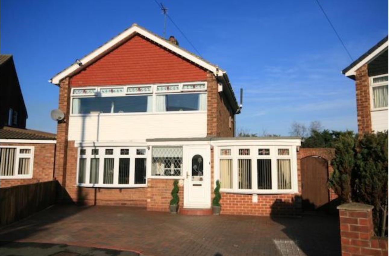 3 Bedroom Detached House Sold in Redcar, TS10
