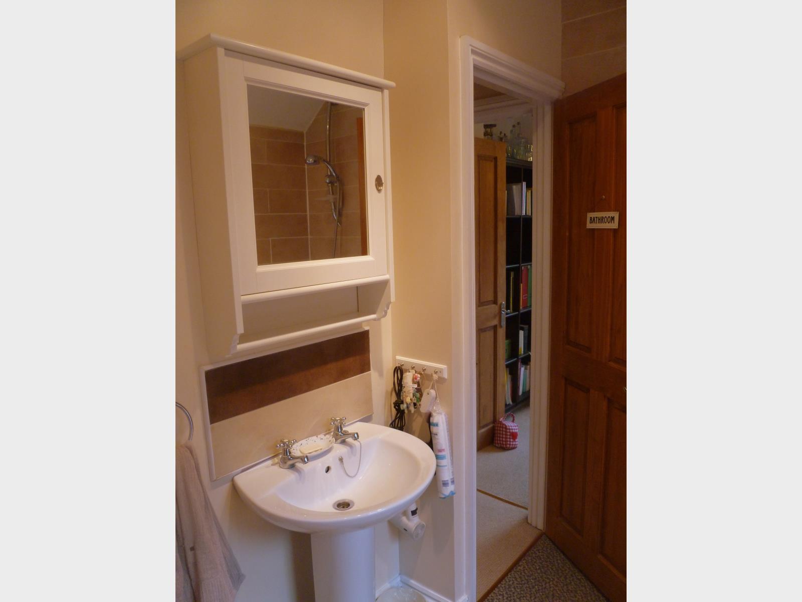 3 Bedroom Terraced House Sold in Yeovil, BA20