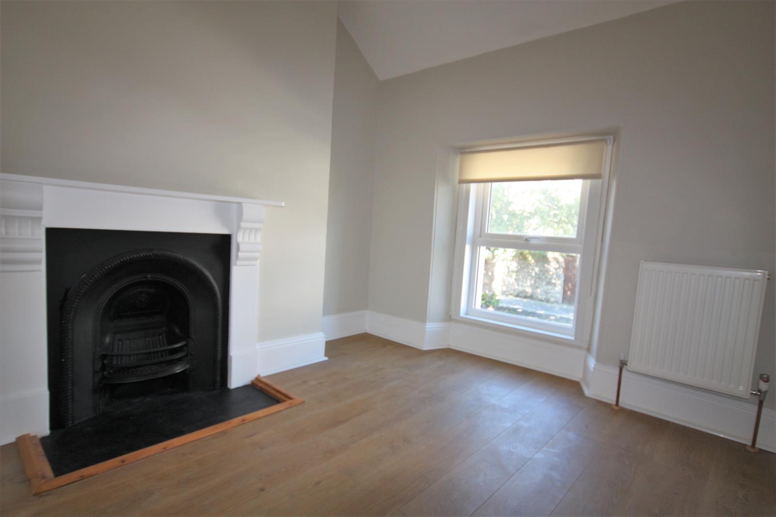 2 Bedroom Apartment Let in Plymouth, PL4